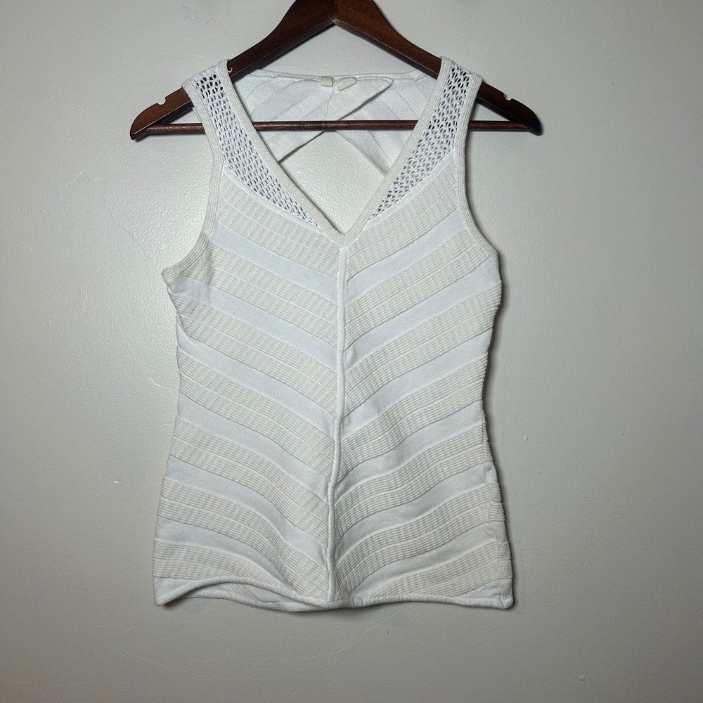 MOTH Anthropologie White Textured Knit Tank Top V Neck Criss Cross Back Size S‎